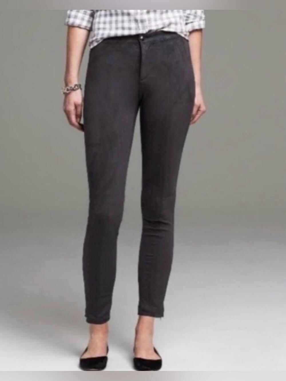 UEC Banana Republic Black Faux Suede Sea Pants Ankle Zipper Details SZ 6